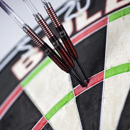 Bulls Phantom Grip 90 Red Steeltip 180 photo_ergebnis